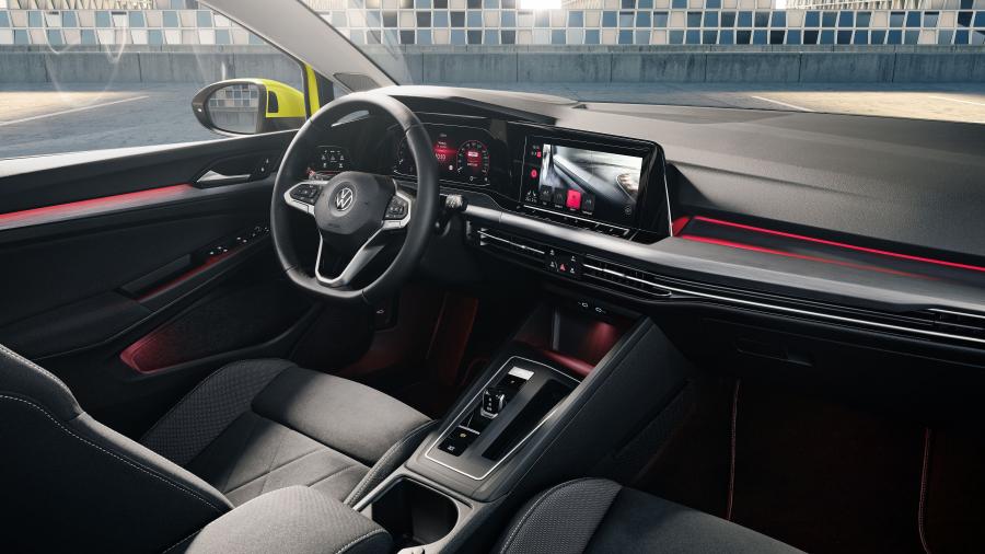 Торпедо Volkswagen Golf Style 2020 года  (WW) (фото 34 из 97)